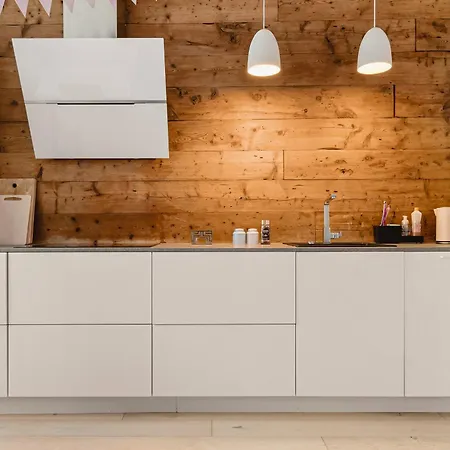 아파트 Dinbnb I Of Both Worlds I 80sqm With 2 Baths And Bathtub