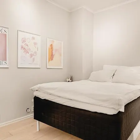 Leilighet Dinbnb I Of Both Worlds I 80sqm With 2 Baths And Bathtub