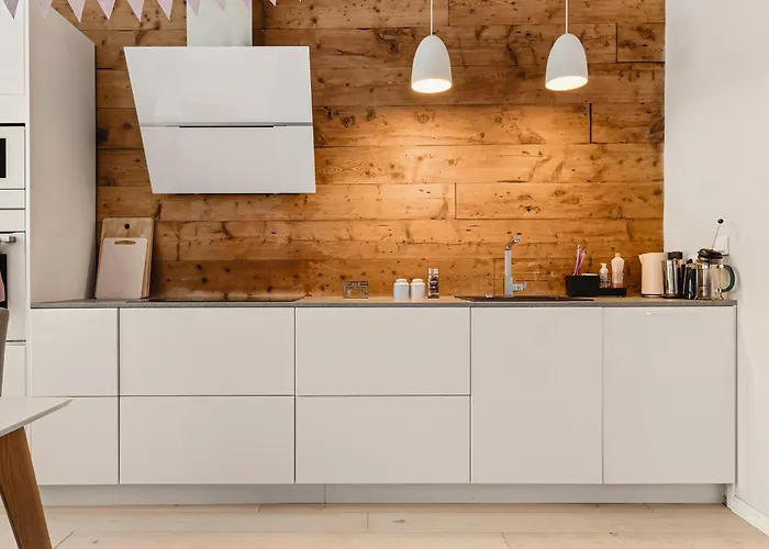 Apartament Dinbnb I Of Both Worlds I 80sqm With 2 Baths And Bathtub